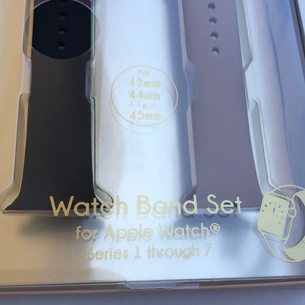 Sarina fits apple